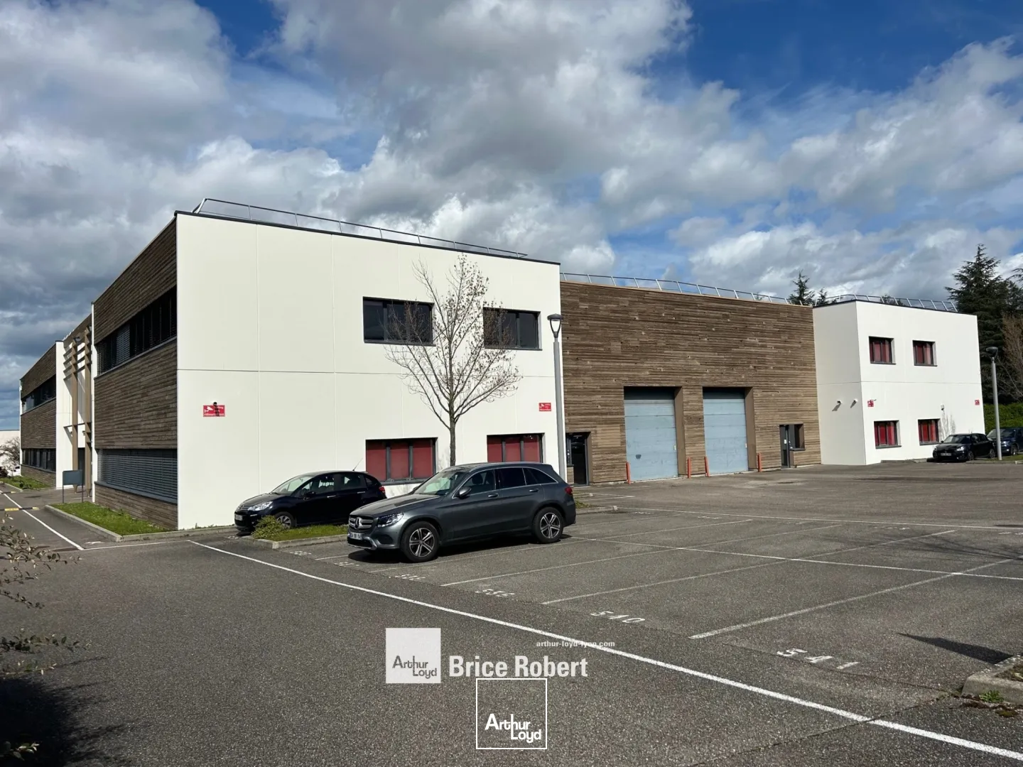 A louer - WOODSTOCK - Bureaux dans un Parc Technologique clos et sécurisé - Saint Priest