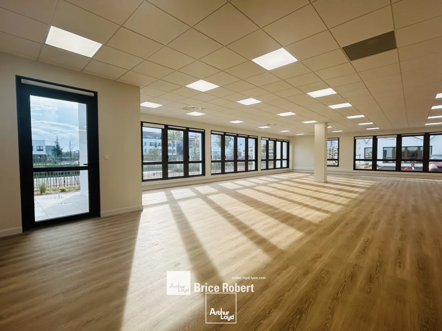 A louer - EVEREST 4 - Bureaux neufs dans l'Est lyonnais - Genas 