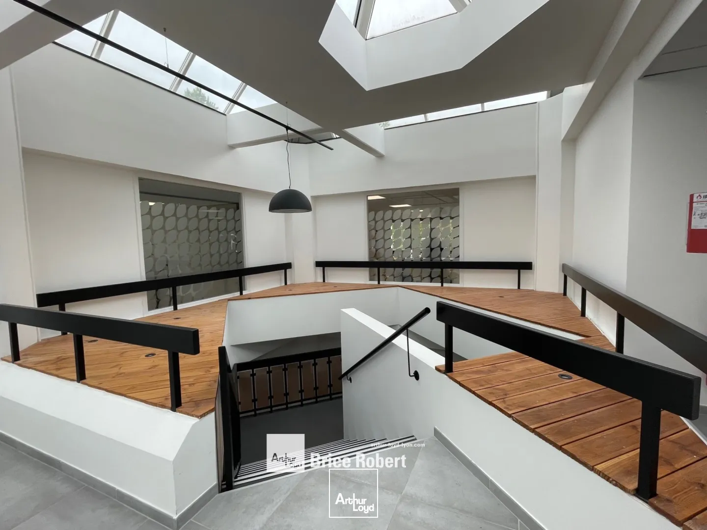 A louer - CATILINA - Bureaux quartier Bel Air - Francheville 