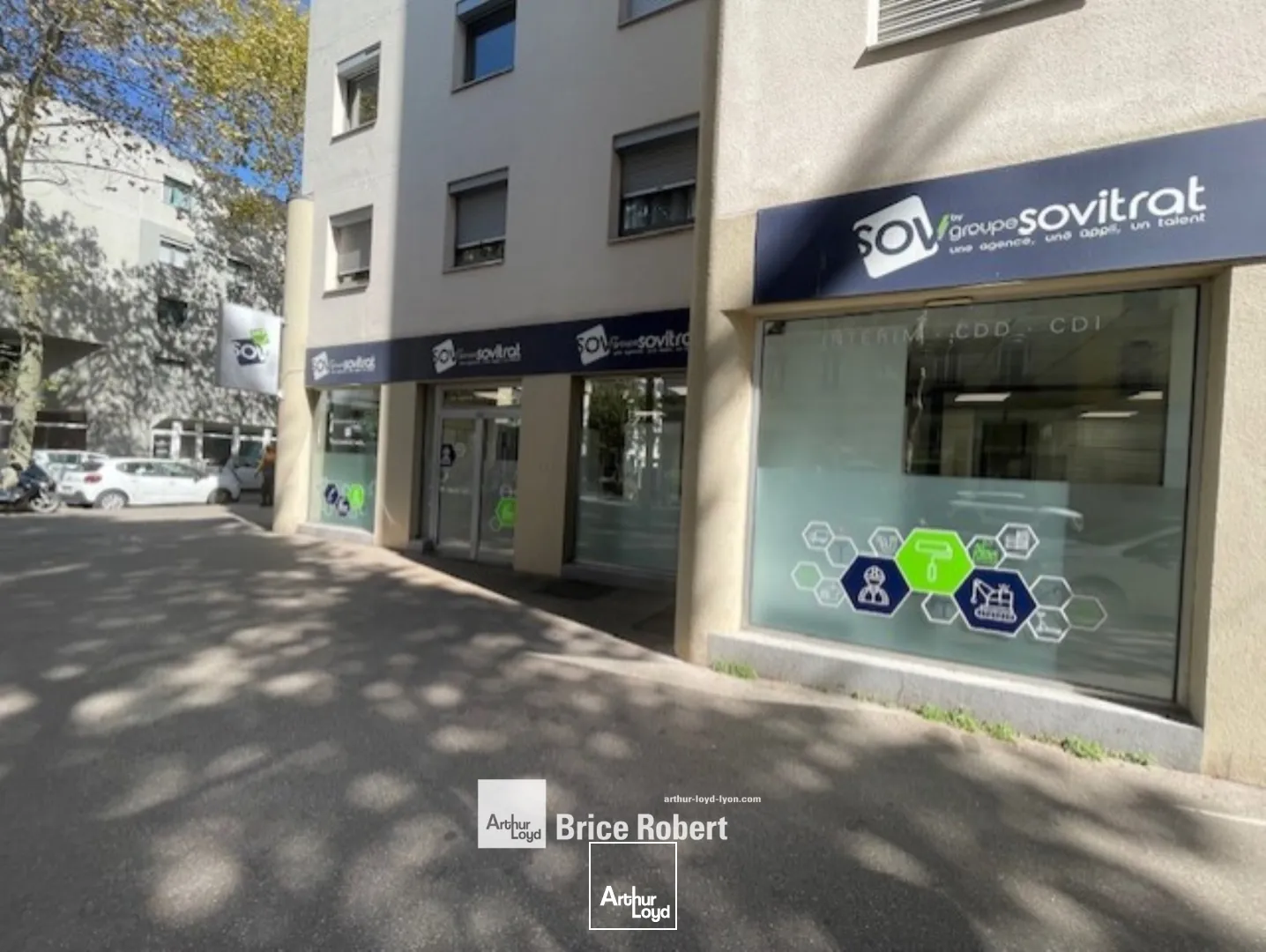 A louer - Bureaux lumineux en RDC - Villeurbanne 