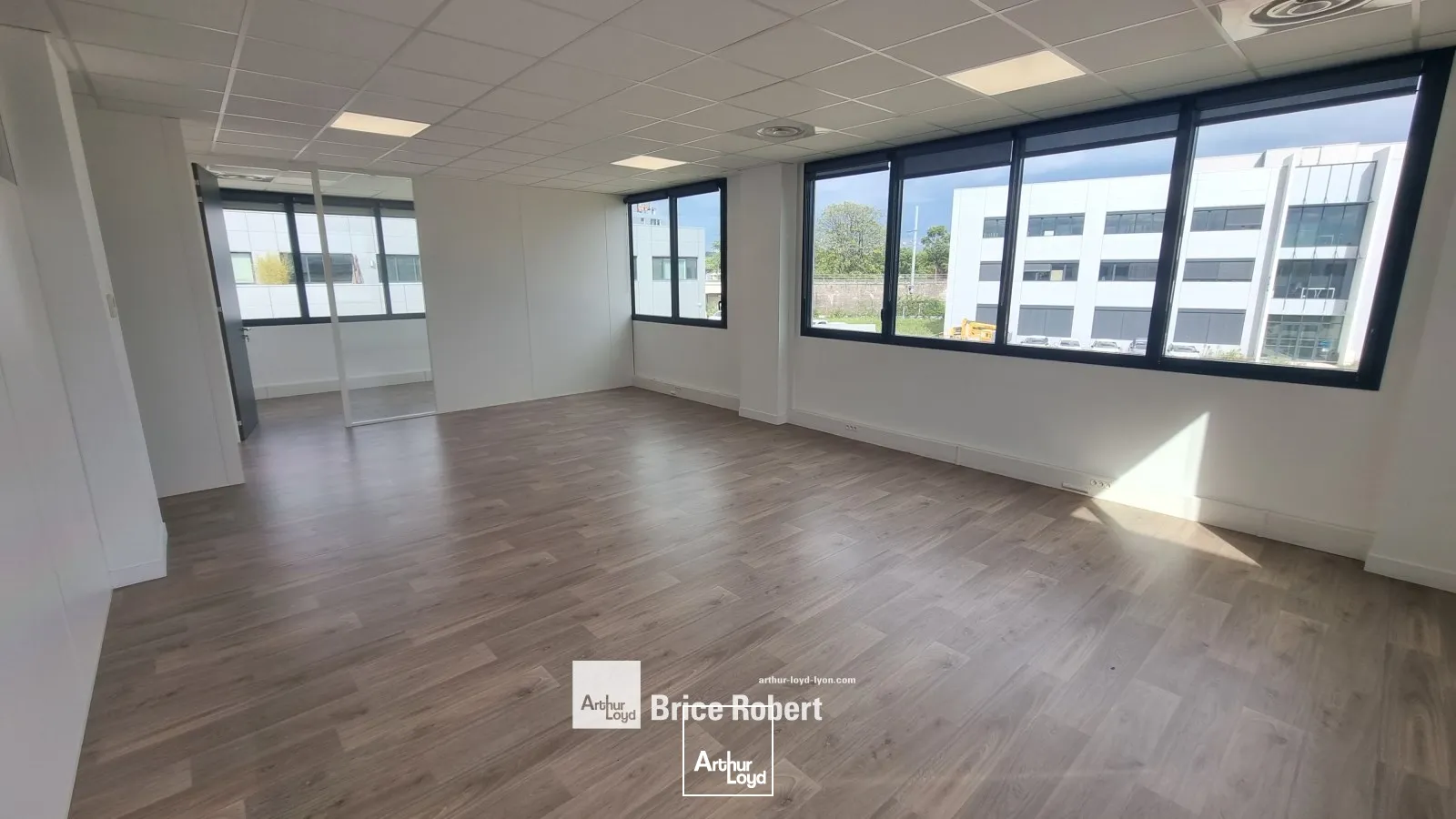 A louer - GERLAND TECHNOPARK 2 - Bureaux à proximité du périphérique - Lyon 7ème