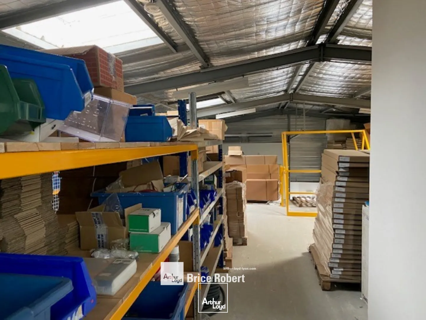 A VENDRE - Local d'activités - BELIGNEUX