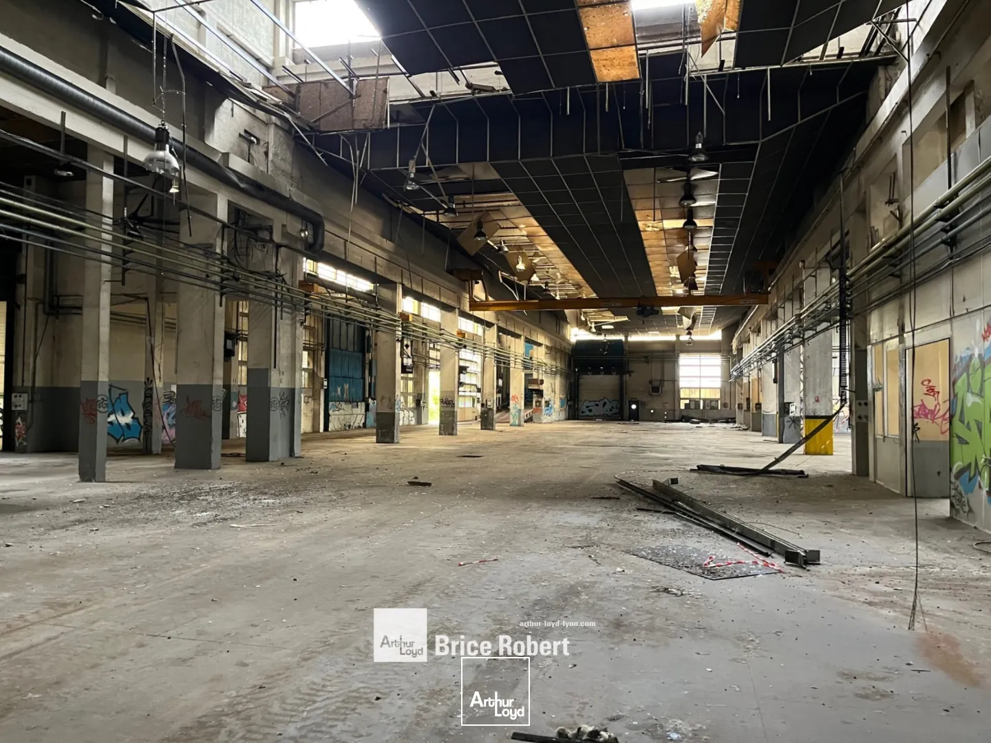 A VENDRE - Bâtiment d'activités - GIVORS