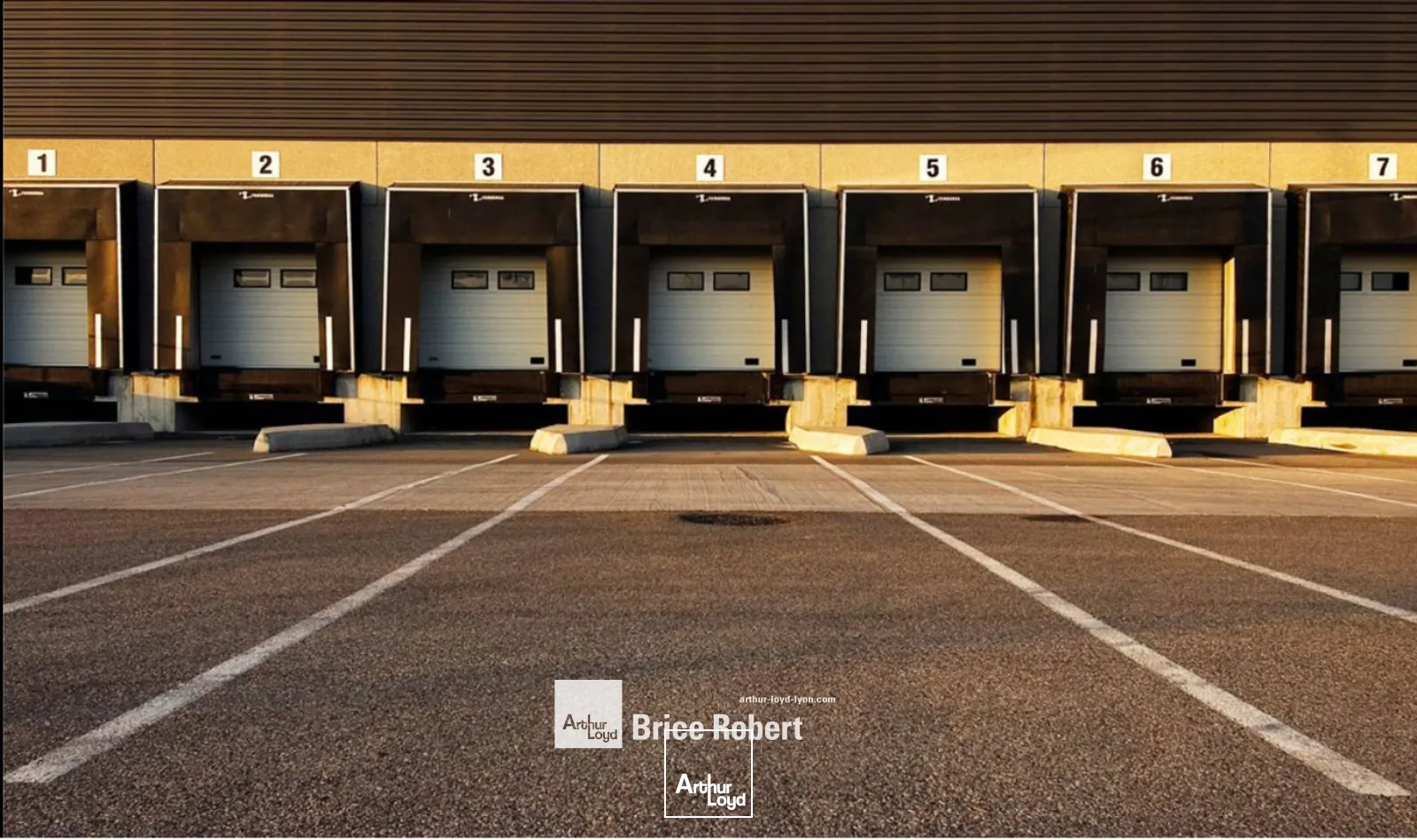 A louer - Entrepôt logistique de stockage avec ICPE - Genas