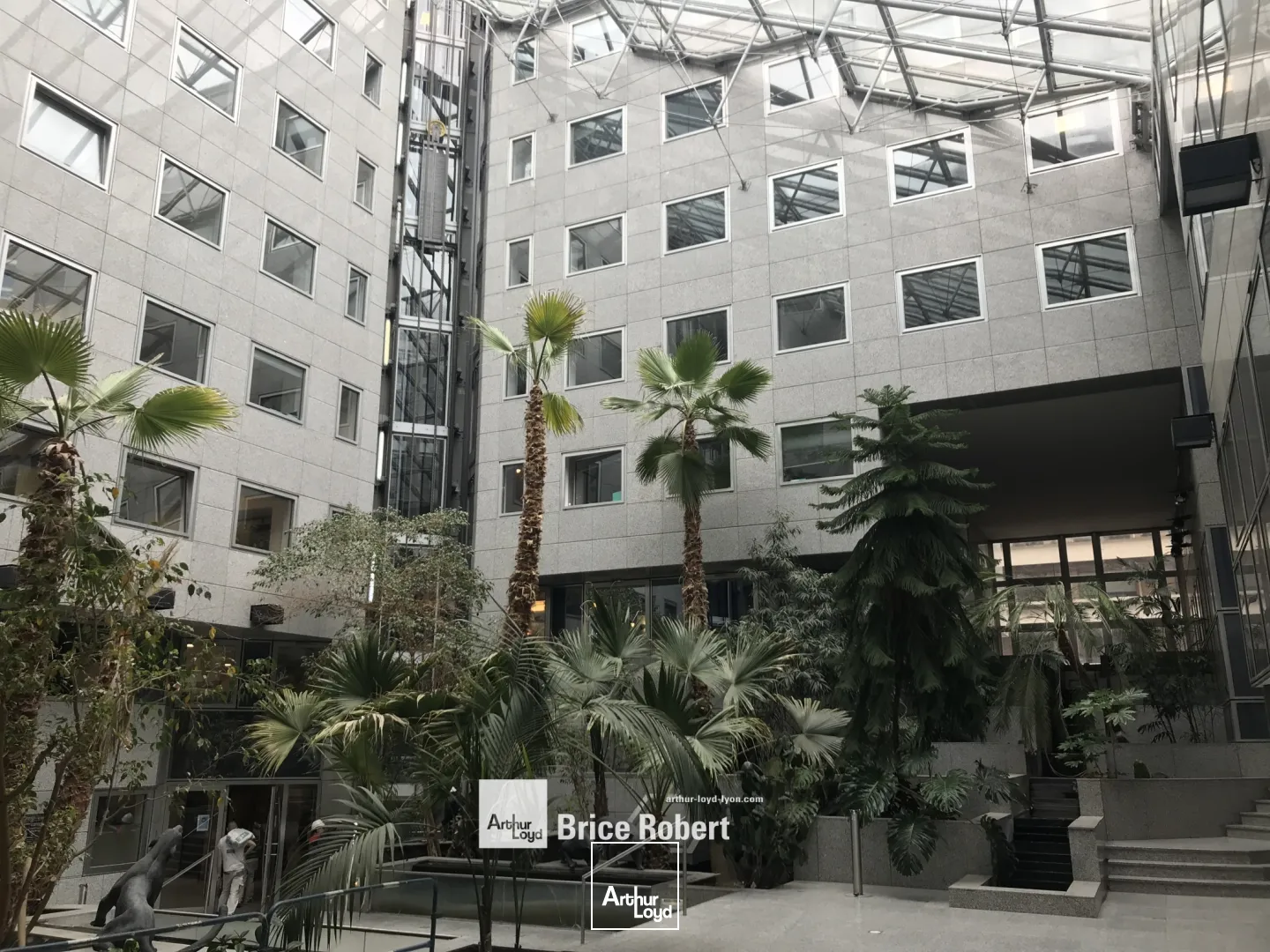 A louer - LE PLACE VENDOME - Bureaux lumineux - Lyon 6ème