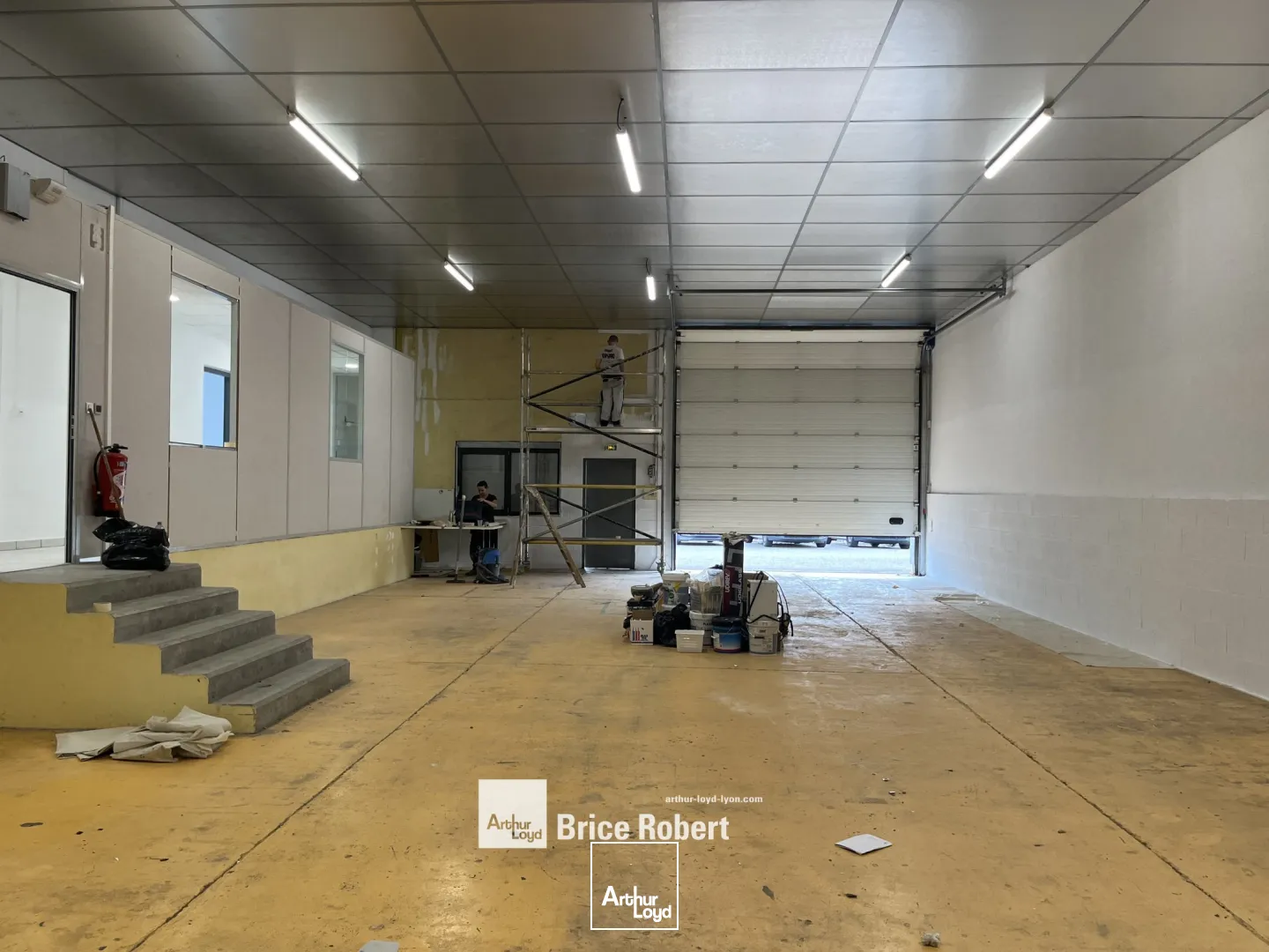 A louer - Local d'activités avec accès immédiat autoroute A42 - Villeurbanne