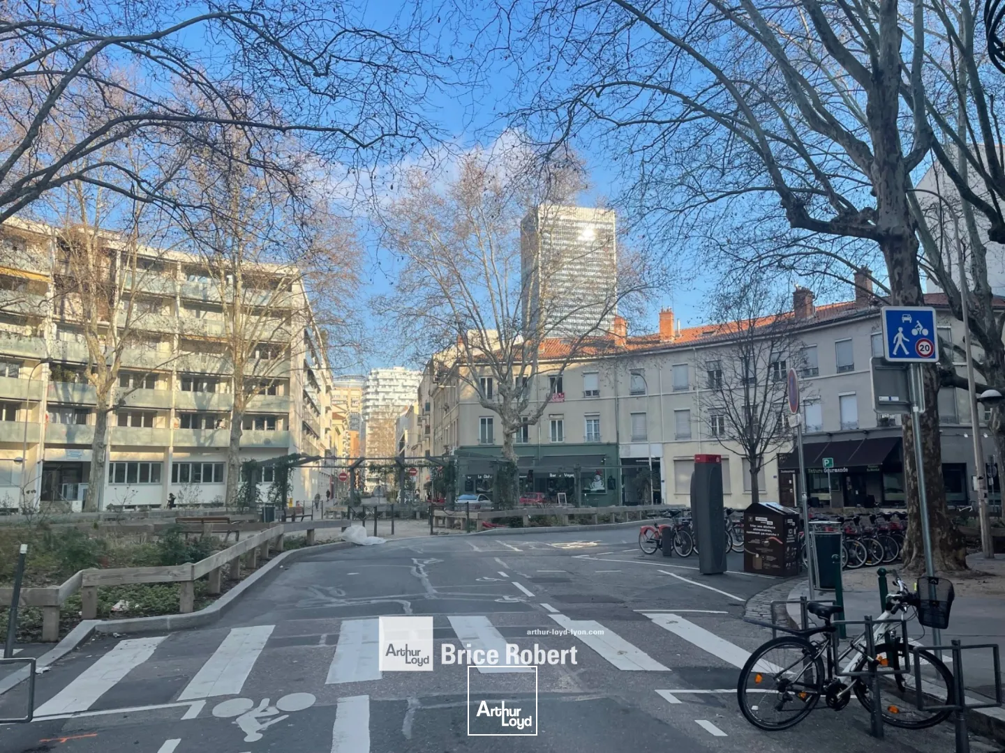 A vendre - Bureaux en rez-de-chaussée - Lyon 3ème Part-Dieu