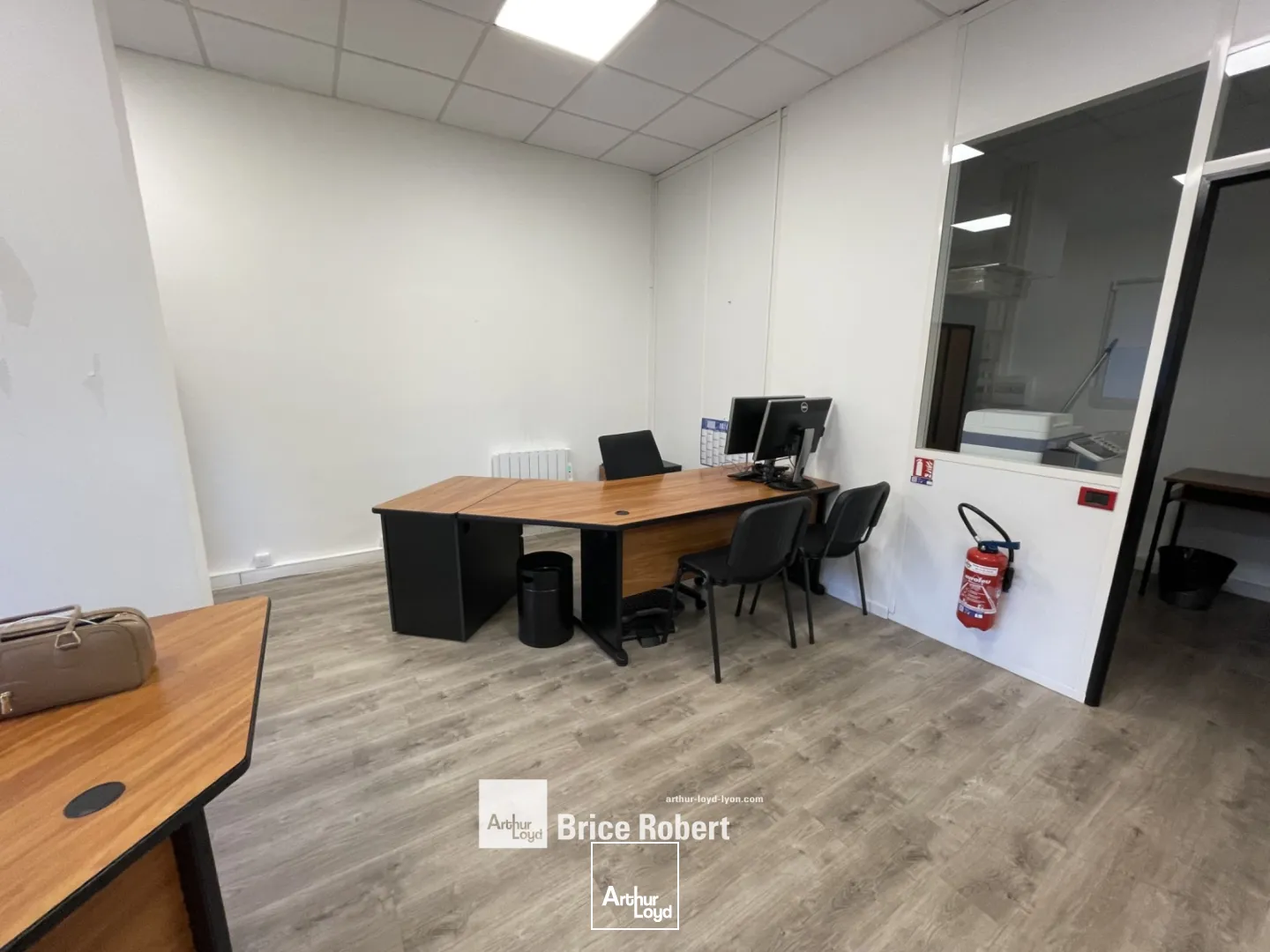 A vendre - Bureaux en rez-de-chaussée - Lyon 3ème Part-Dieu