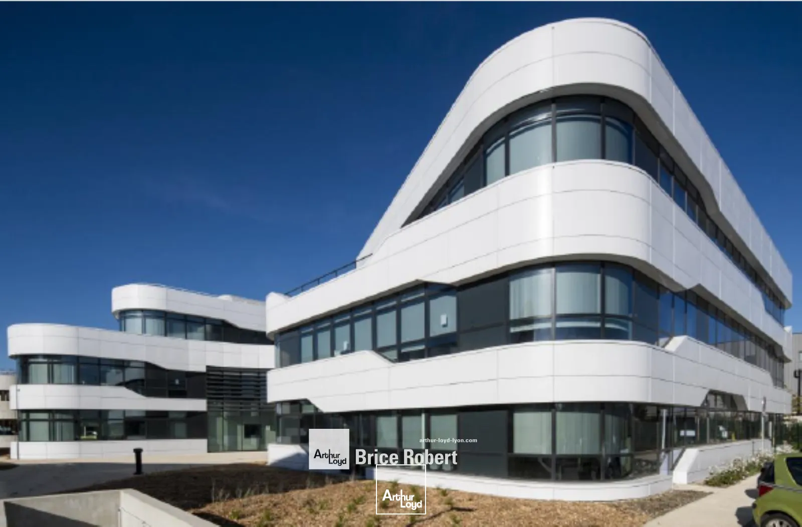 A louer - RACING PARC bâtiment Adelaide - Bureaux sur la Techlid très lumineux - Champagne au Mont d'Or