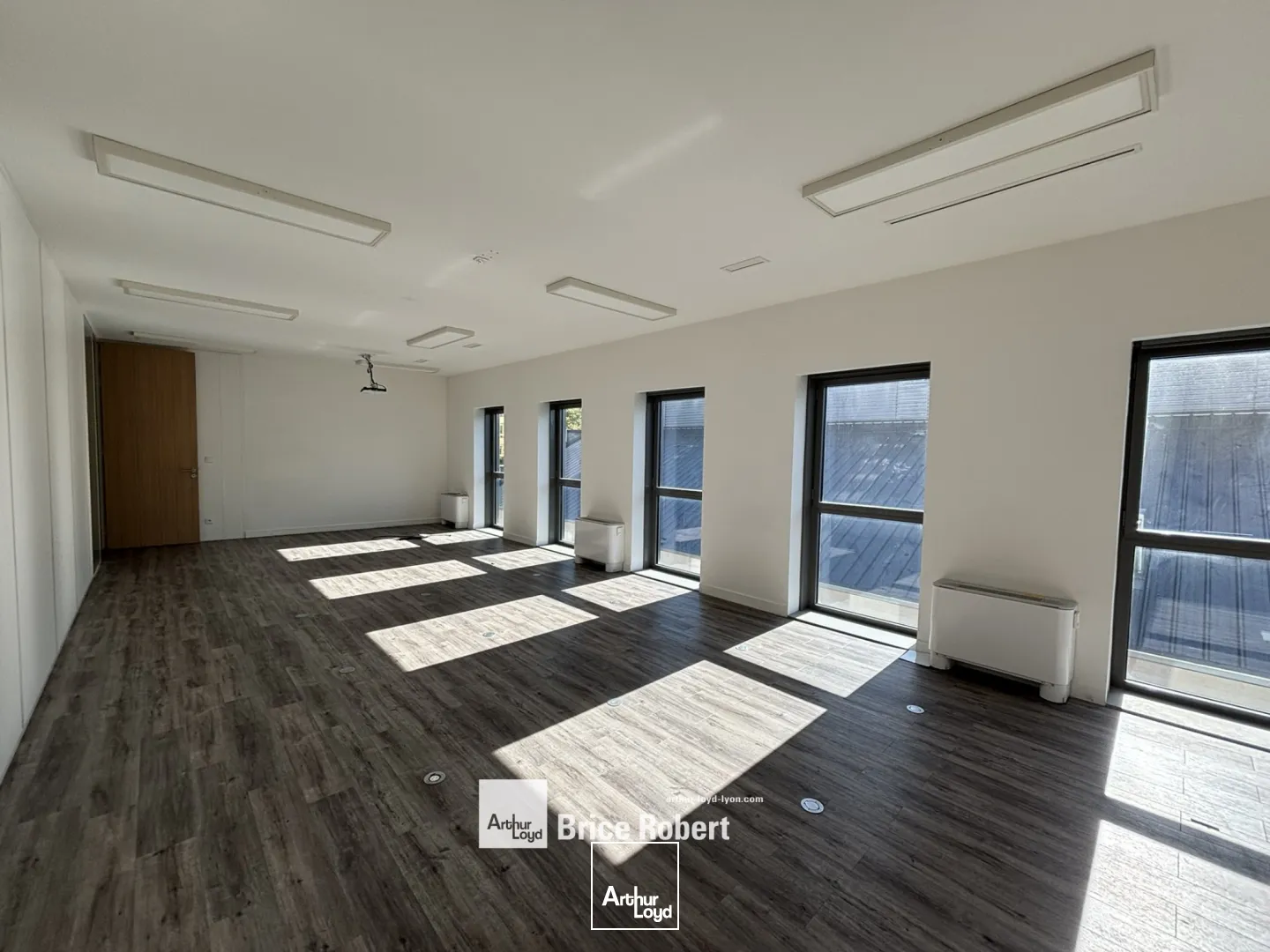 A louer - LE BLEND - Bureaux rénovés - Lyon 8ème