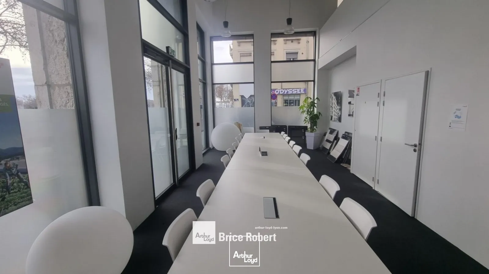 A vendre - QUAI 19 - Bureaux secteur Confluence - Lyon 2ème 