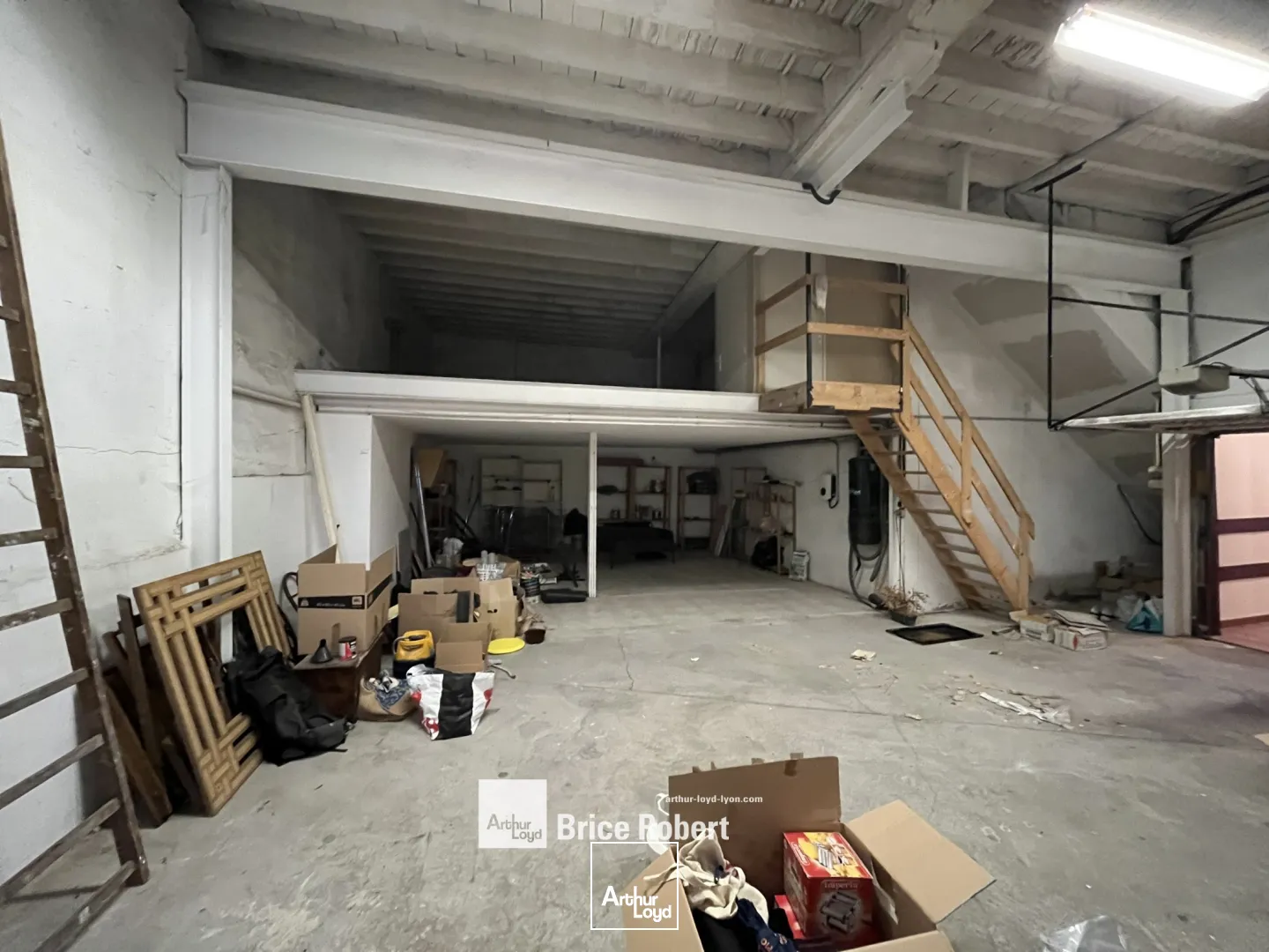 à louer - Local de stockage situé proche du métro - Lyon 3ème
