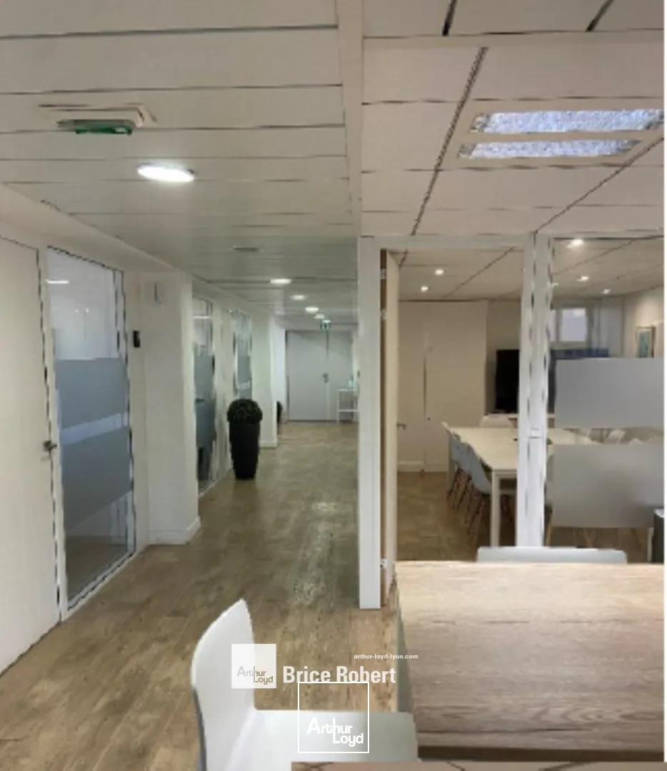A vendre - LE QG - Bureaux sur les quais - Lyon 4ème 