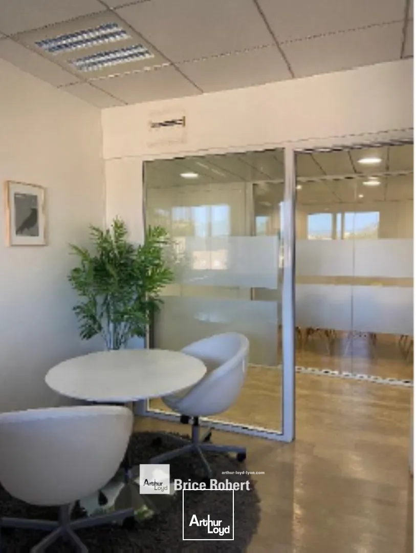 A vendre - LE QG - Bureaux sur les quais - Lyon 4ème 