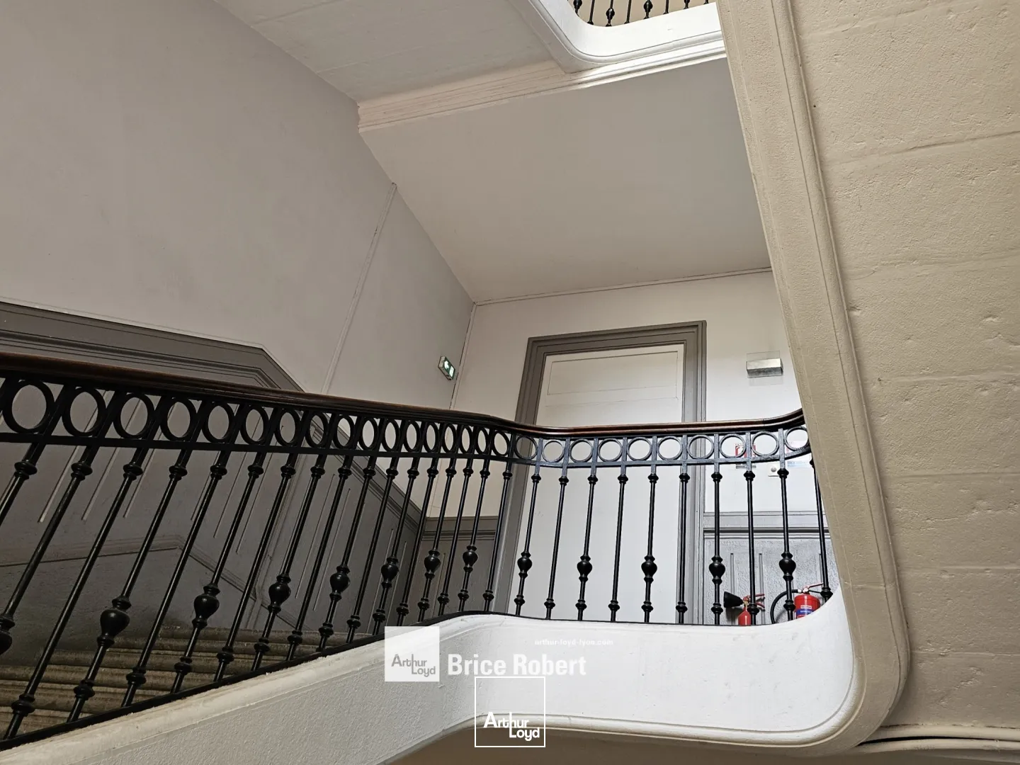 A vendre - Bureaux dans immeuble de caractère dans le 6ème arrondissement - Lyon 6ème Massena 