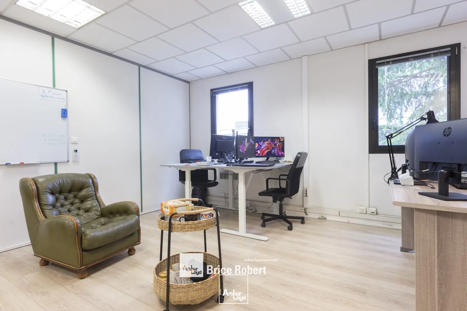 A vendre - LES MAISONS D'ENTREPRISES - Bureaux lumineux - Lyon 9ème