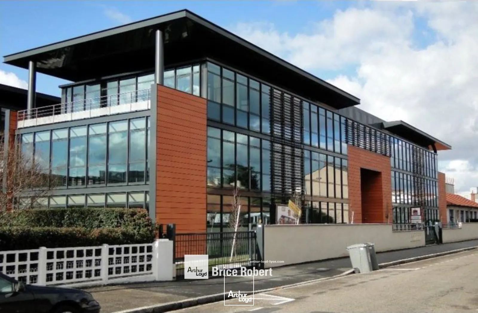 A louer - LES JARDINS D'OSAKA - Bureaux climatisés et lumineux - Lyon 8ème