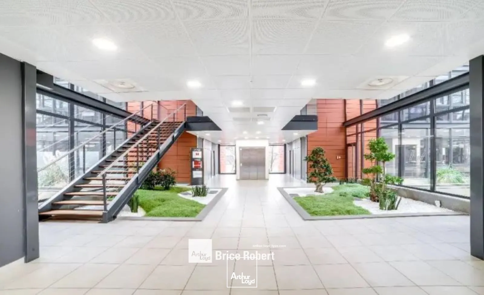 A louer - LES JARDINS D'OSAKA - Bureaux climatisés et lumineux - Lyon 8ème