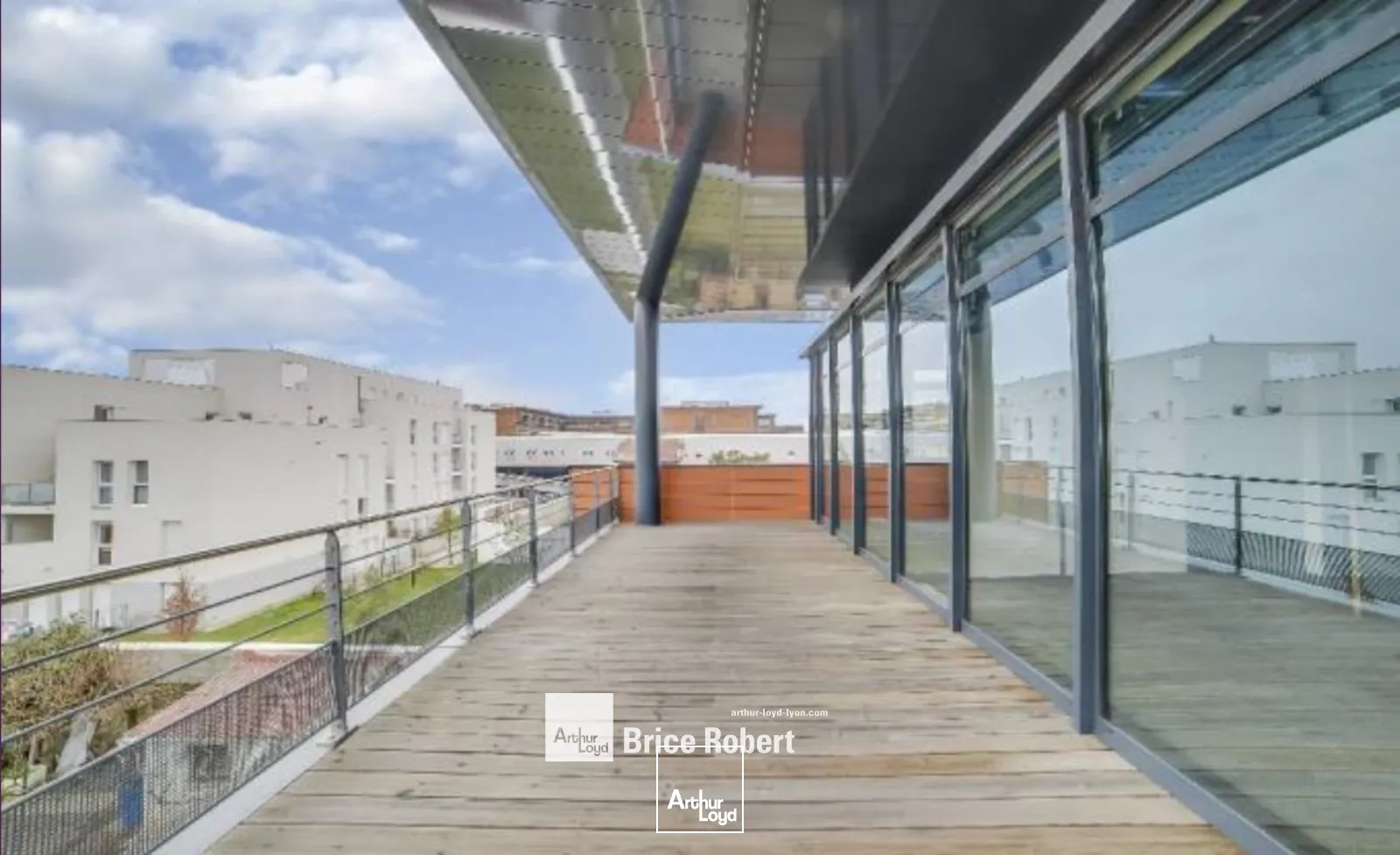 A louer - LES JARDINS D'OSAKA - Bureaux climatisés et lumineux - Lyon 8ème