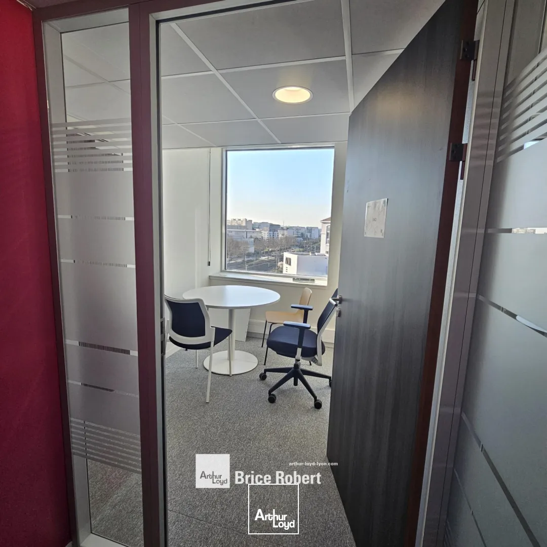 A louer - LE TANGRAM - Bureaux aménagés lumineux - Lyon 7ème
