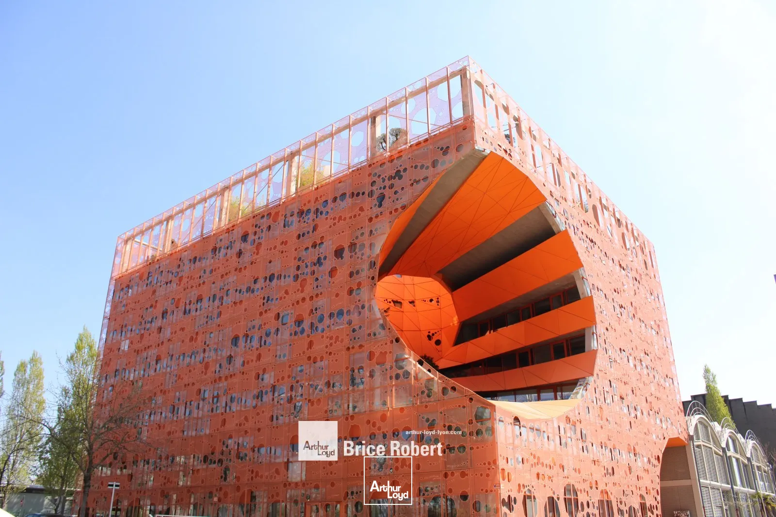 A louer - LE CUBE ORANGE - Bureaux à Confluence - Lyon 2ème