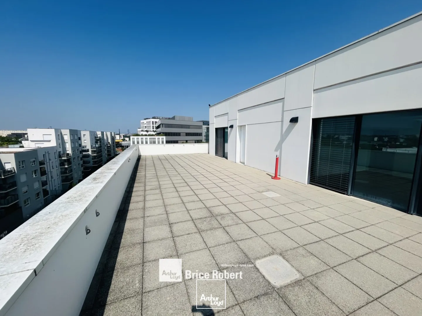 A louer - VERT ANIS - Bureaux lumineux - Vaulx En Velin