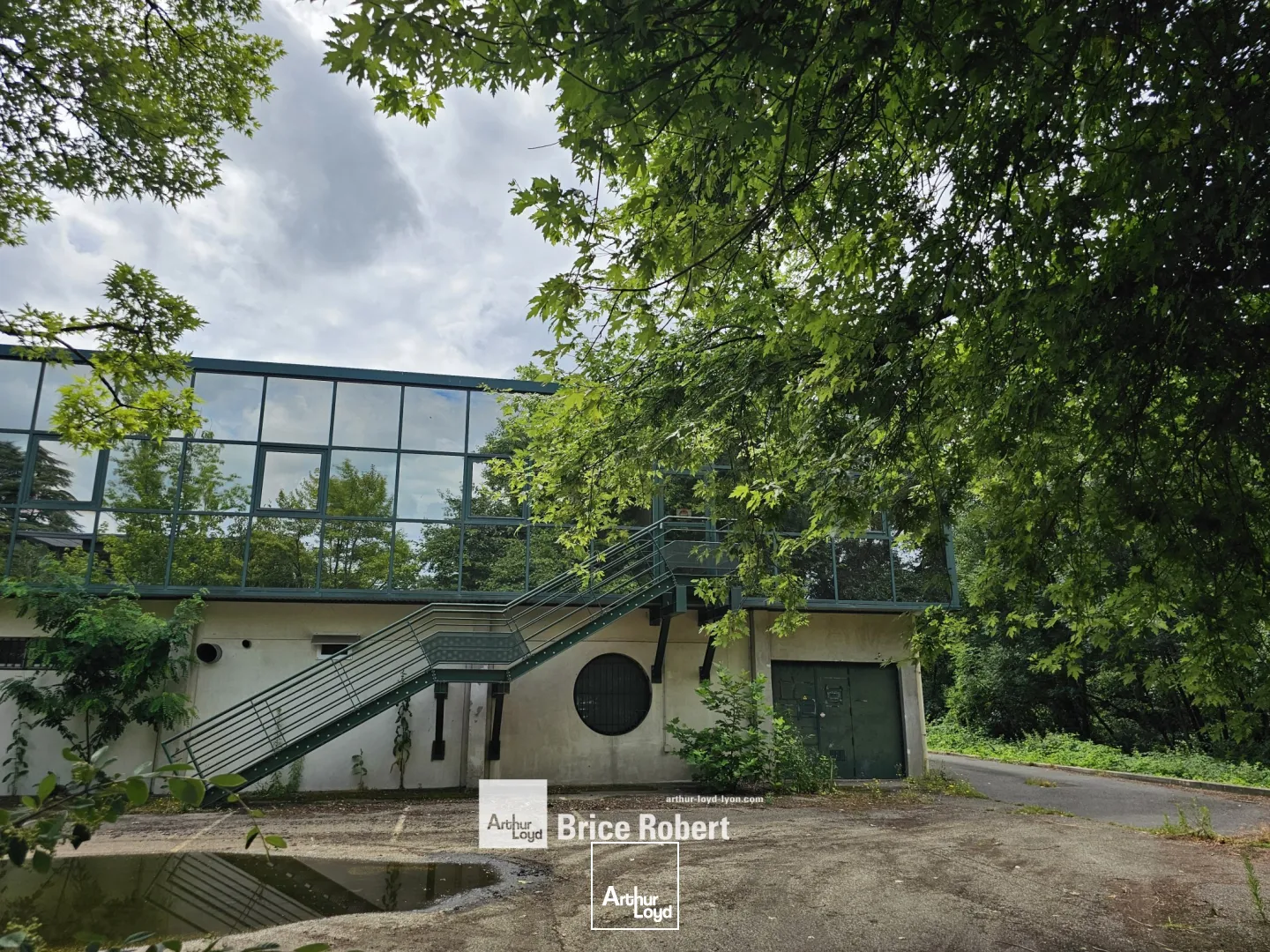 A vendre ou à louer - GREEN LAKE - Bureaux dans bâtiment indépendant - Limonest