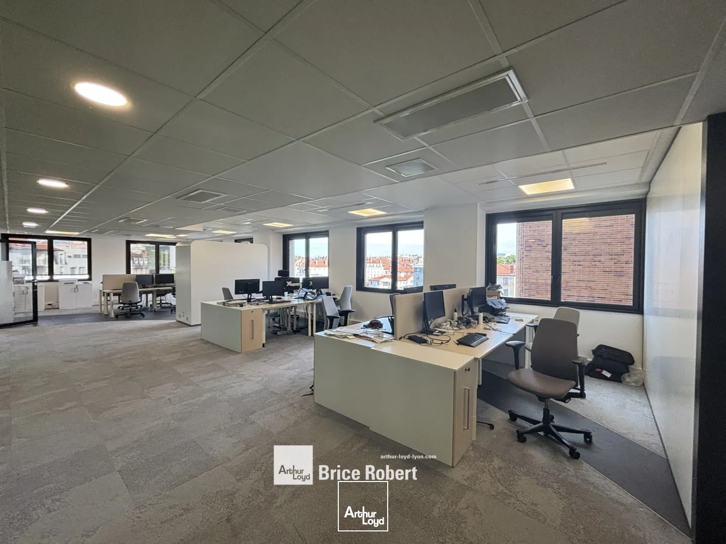 A louer - LE 288 - Bureaux lumineux et modernes - Lyon 3ème 