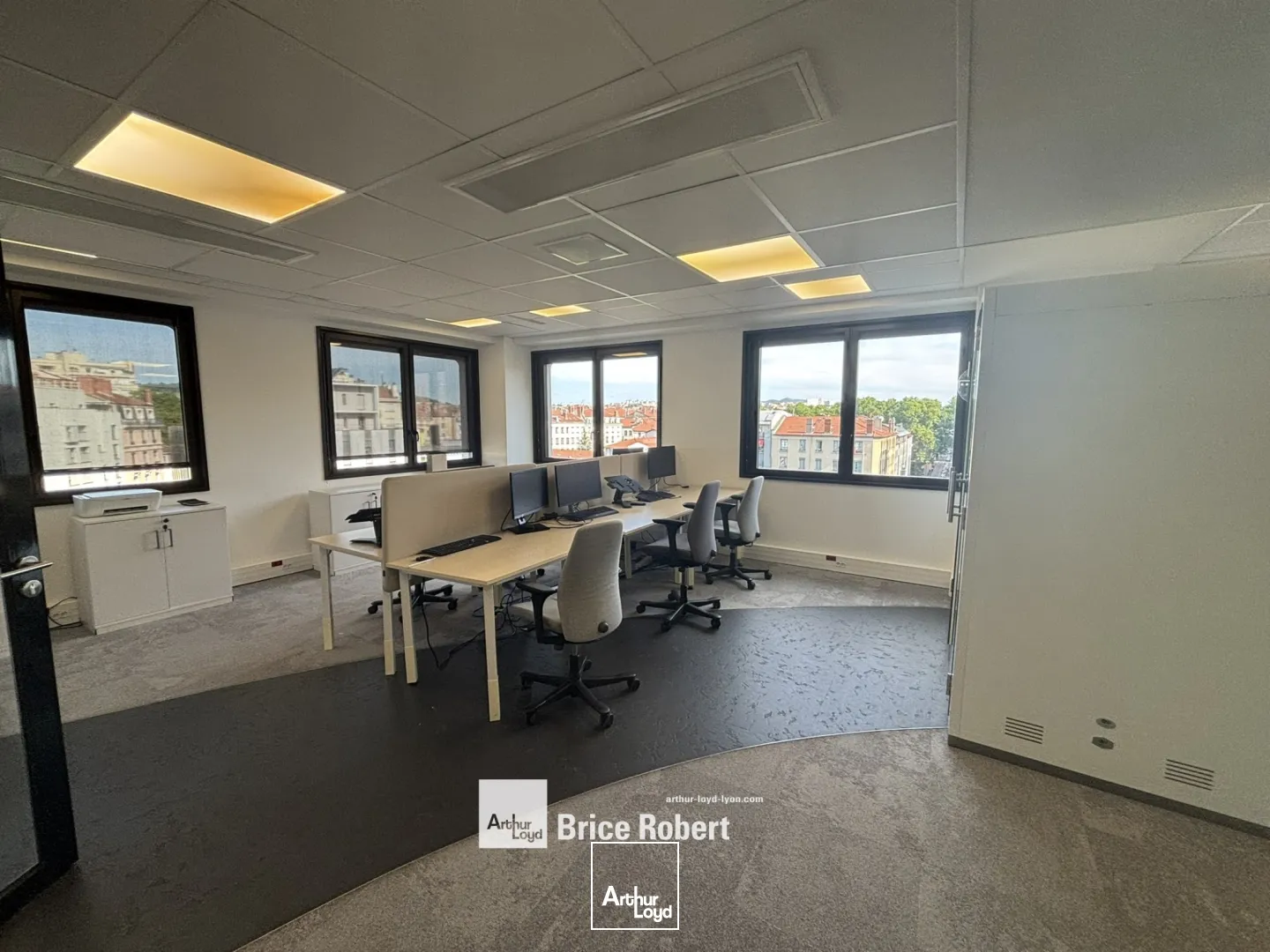 A louer - LE 288 - Bureaux lumineux et modernes - Lyon 3ème 