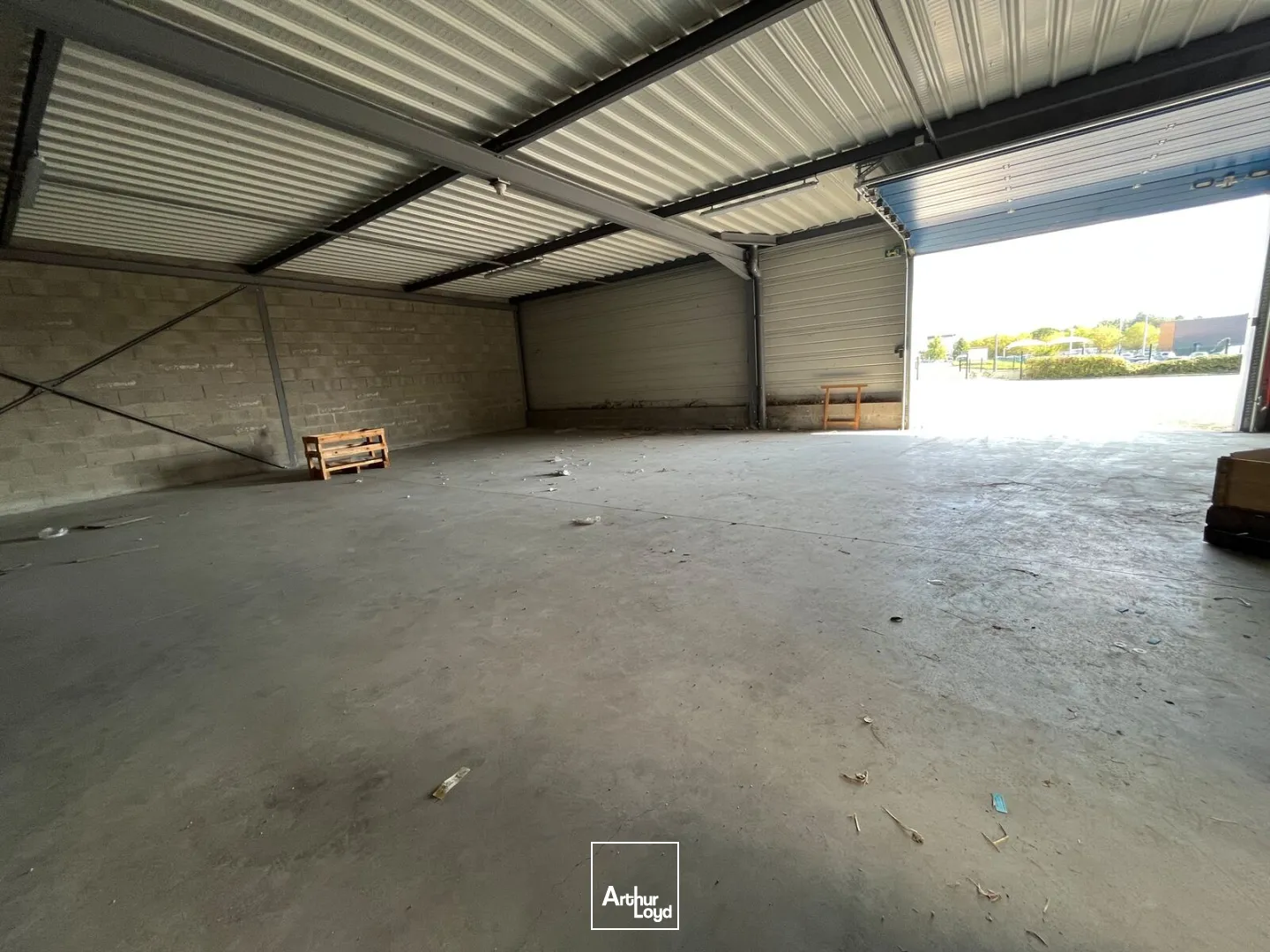 Bâtiment d'activité à louer 1885m2 à Fleury les Aubrais