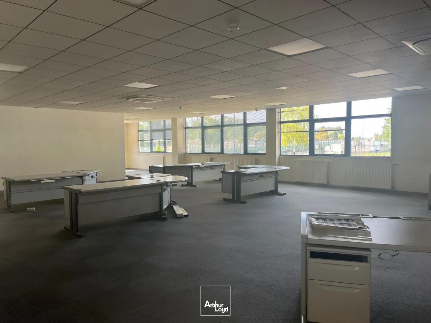 Bâtiment d'activité à louer 1885m2 à Fleury les Aubrais