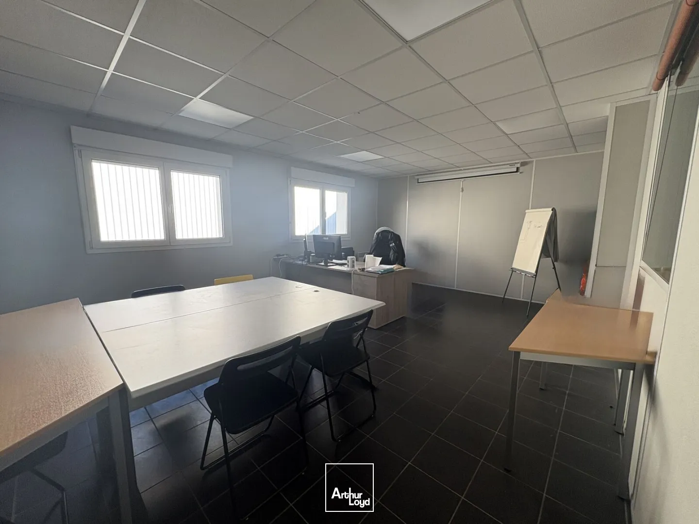 Locaux d'activités à louer - 3 163 m2 - Agglo Sud