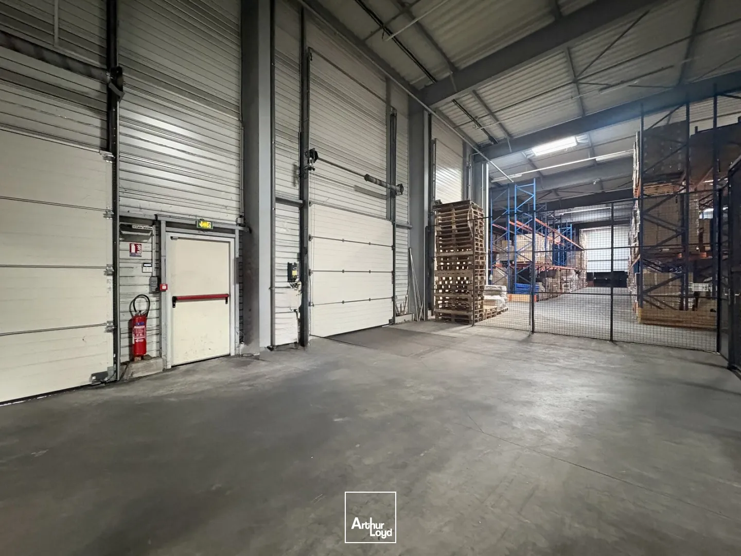 Locaux d'activités à louer - 2 000 m2 - Agglo Sud