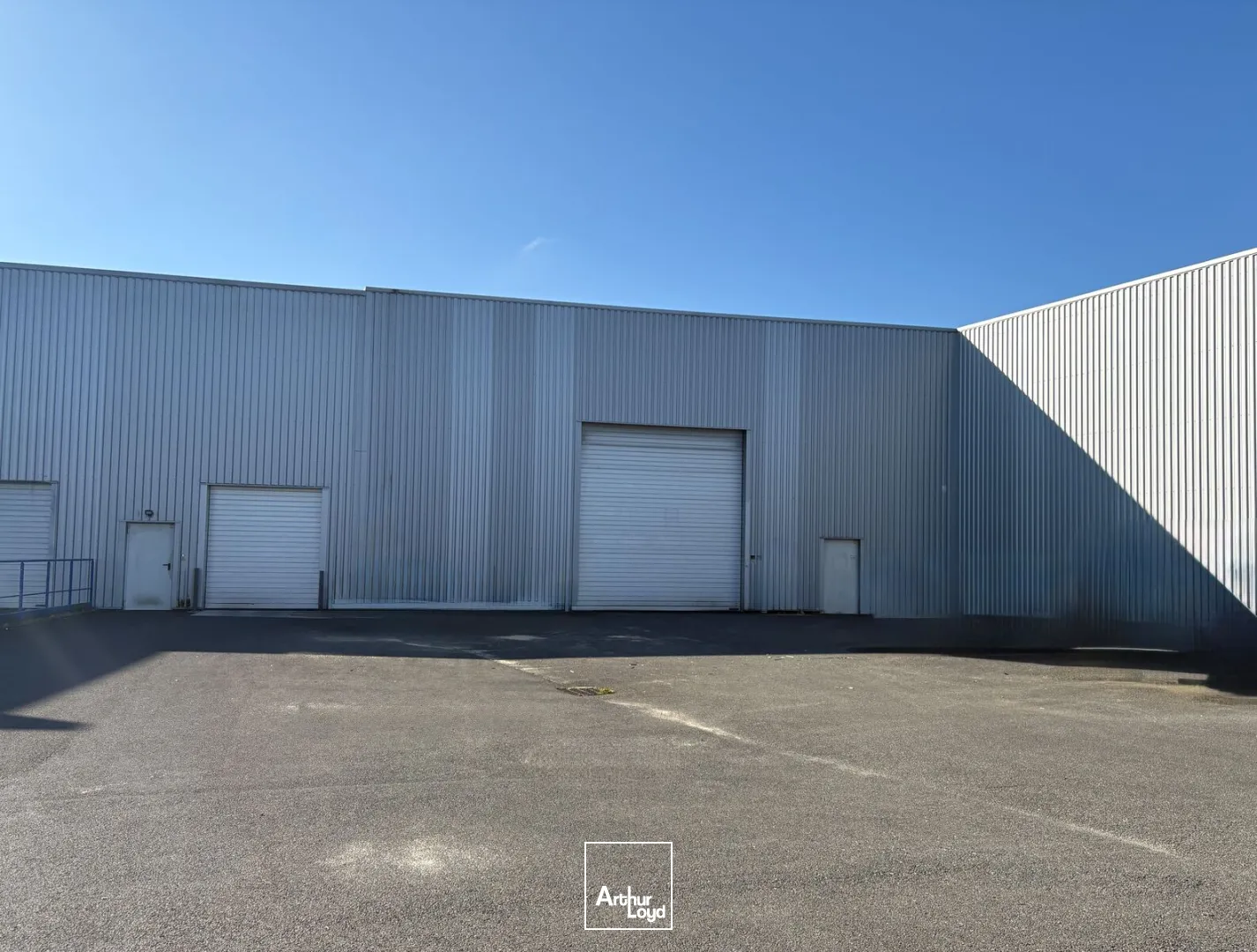 Locaux d'activités à louer - 2 000 m2 - Agglo Sud