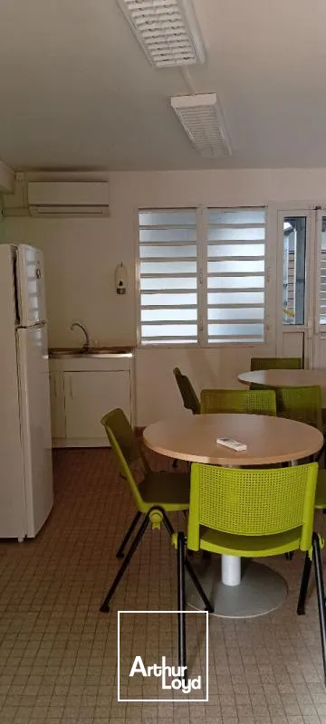 A louer plateaux Bureaux de 75 m2 à 240 m2