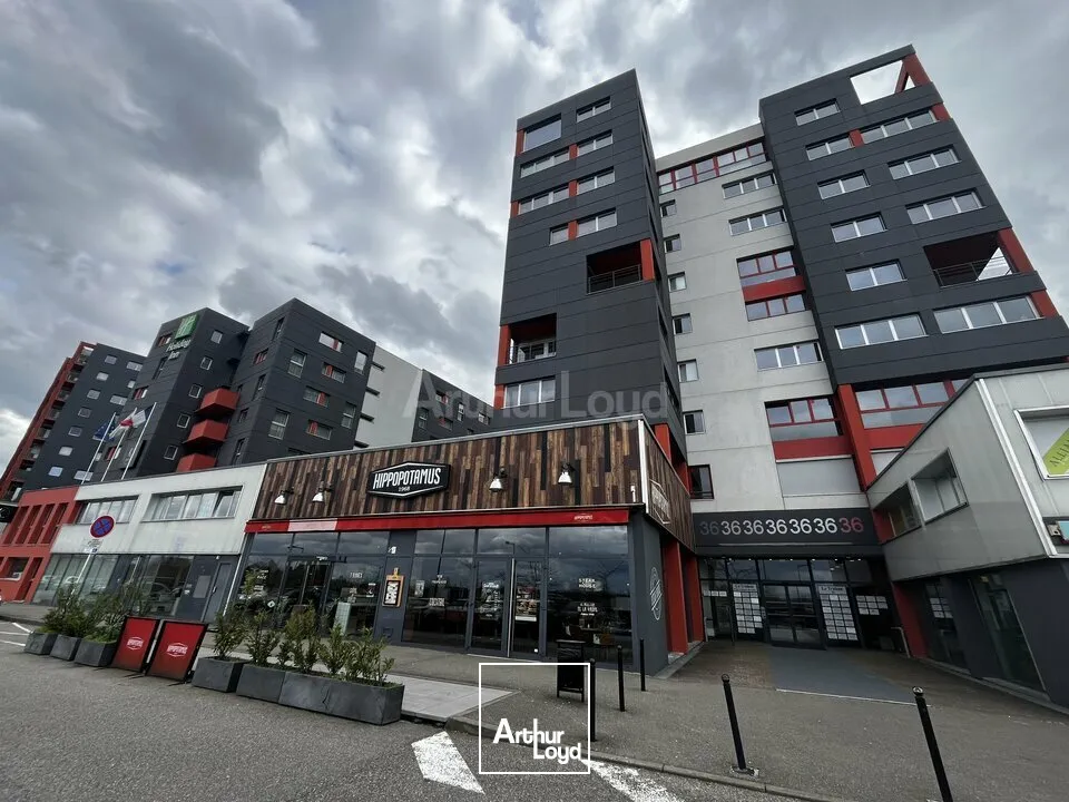 BUREAUX à LOUER de 593 m²