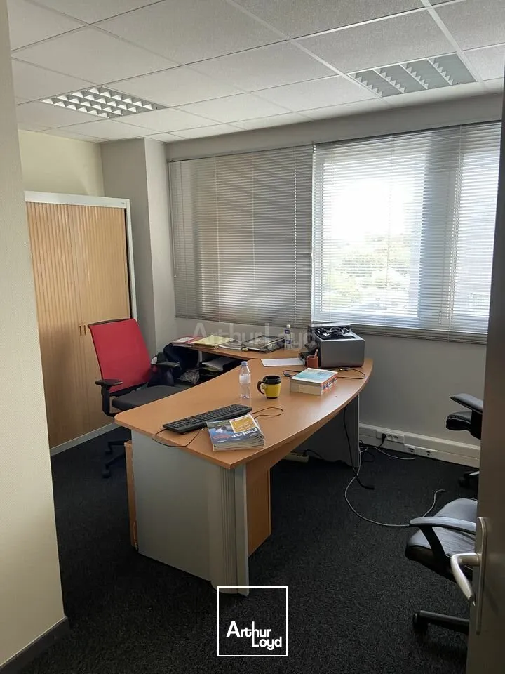 BUREAUX à LOUER de 220 m²