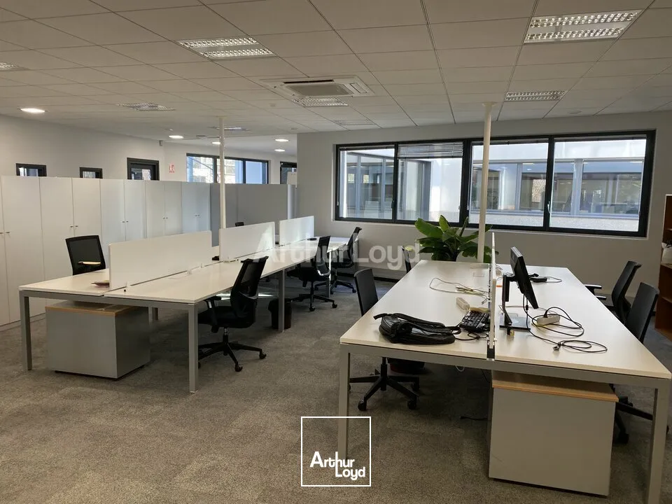 BUREAUX à LOUER de 364 m²