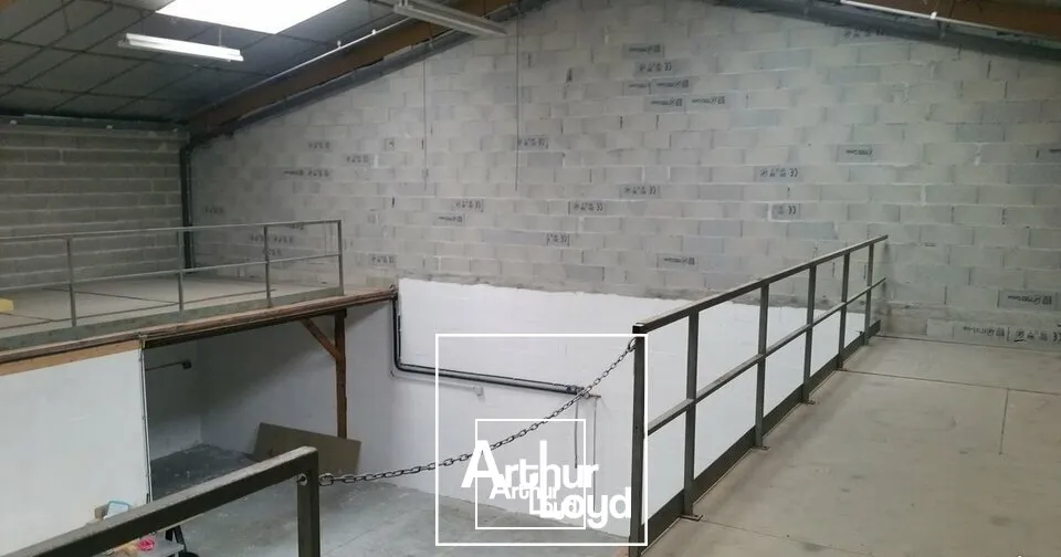 Local d'activité en ZA Est