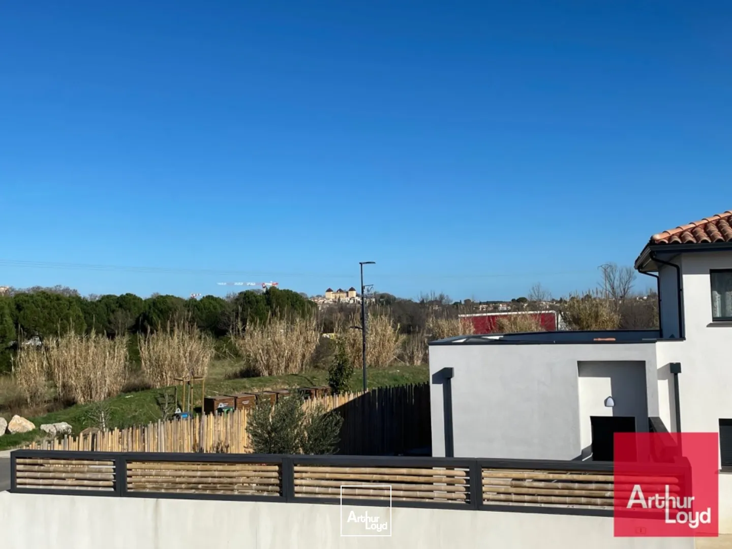 BUREAUX A LOUER - VENDARGUES VIA DOMITIA