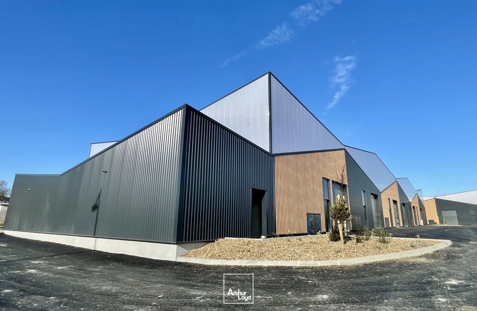 Local d'activité neuf à louer - Parc d'activité du Capiscol à Béziers