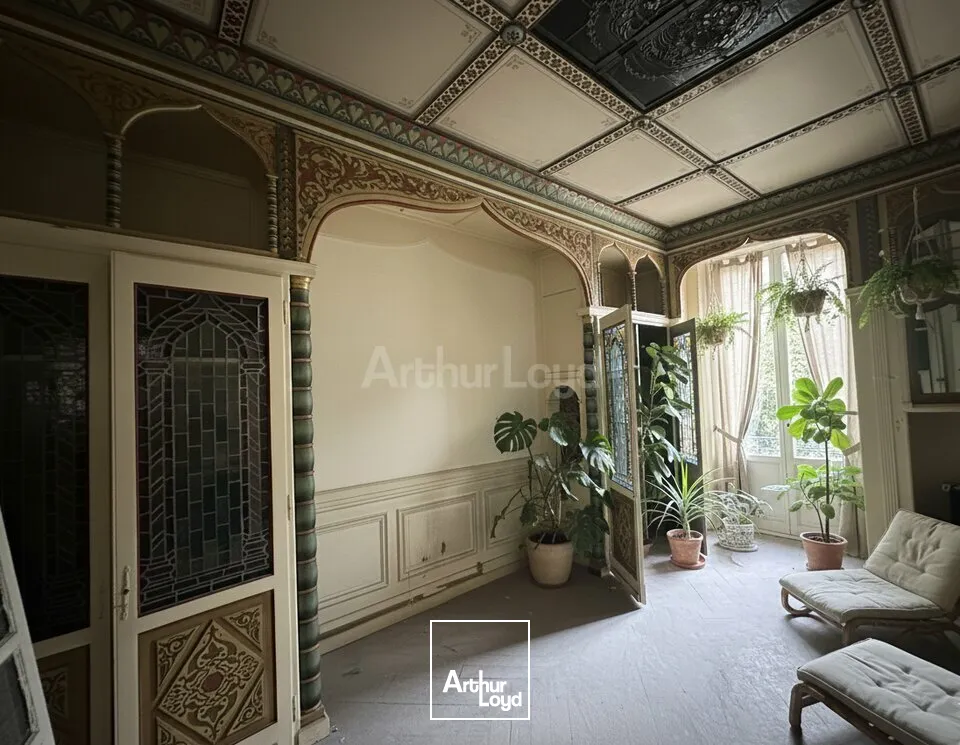 BUREAUX à LOUER de 461 m²