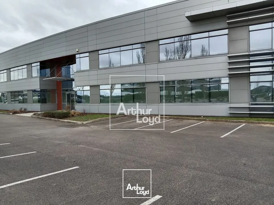 CELLULE LOGISTIQUE A LOUER LIEUSAINT