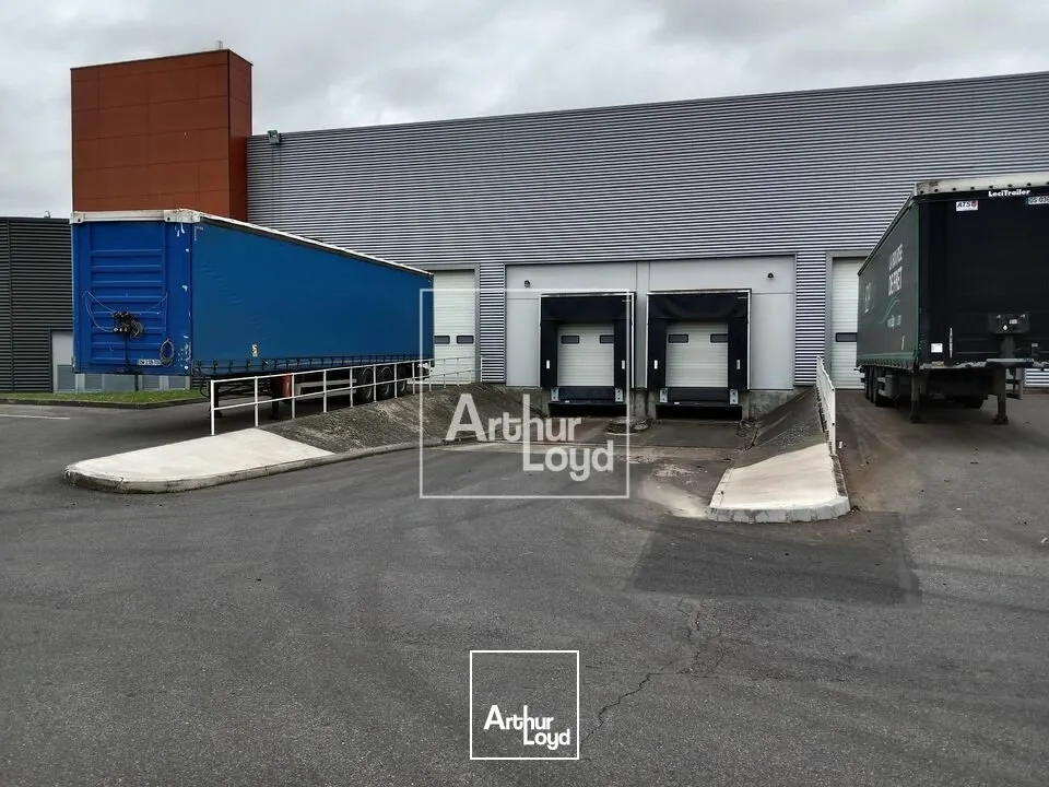 CELLULE LOGISTIQUE A LOUER LIEUSAINT