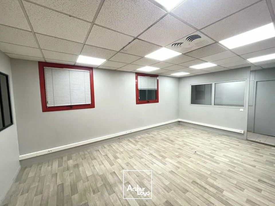 LOCATION BUREAUX ENVIRONNEMENT MEDICAL GRAND LARGE POITIERS