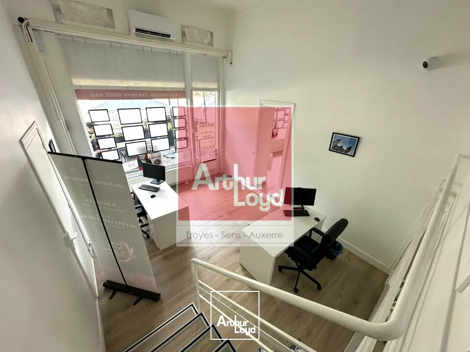 A louer Local commercial 74m² avec vitrine à Troyes