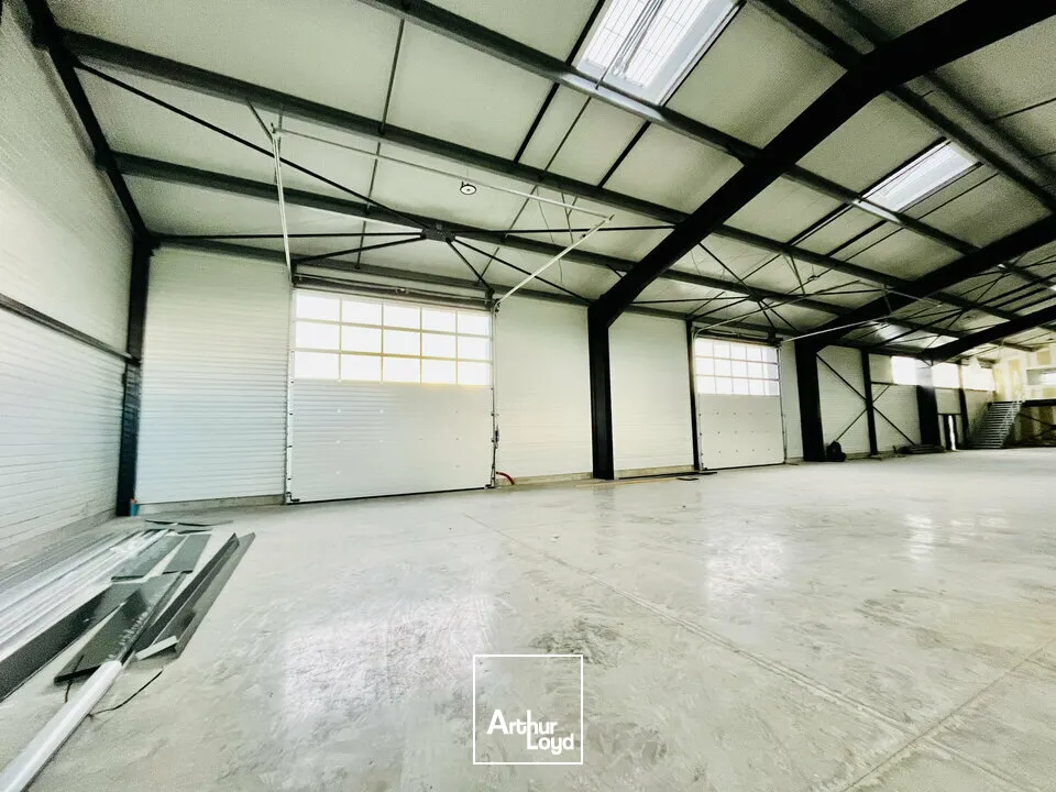 A LOUER - LE HAVRE PLATEAU NORD - LOCAL D'ACTIVITÉ NEUF BRUT DE BÉTON D'ENVIRON 235 m2