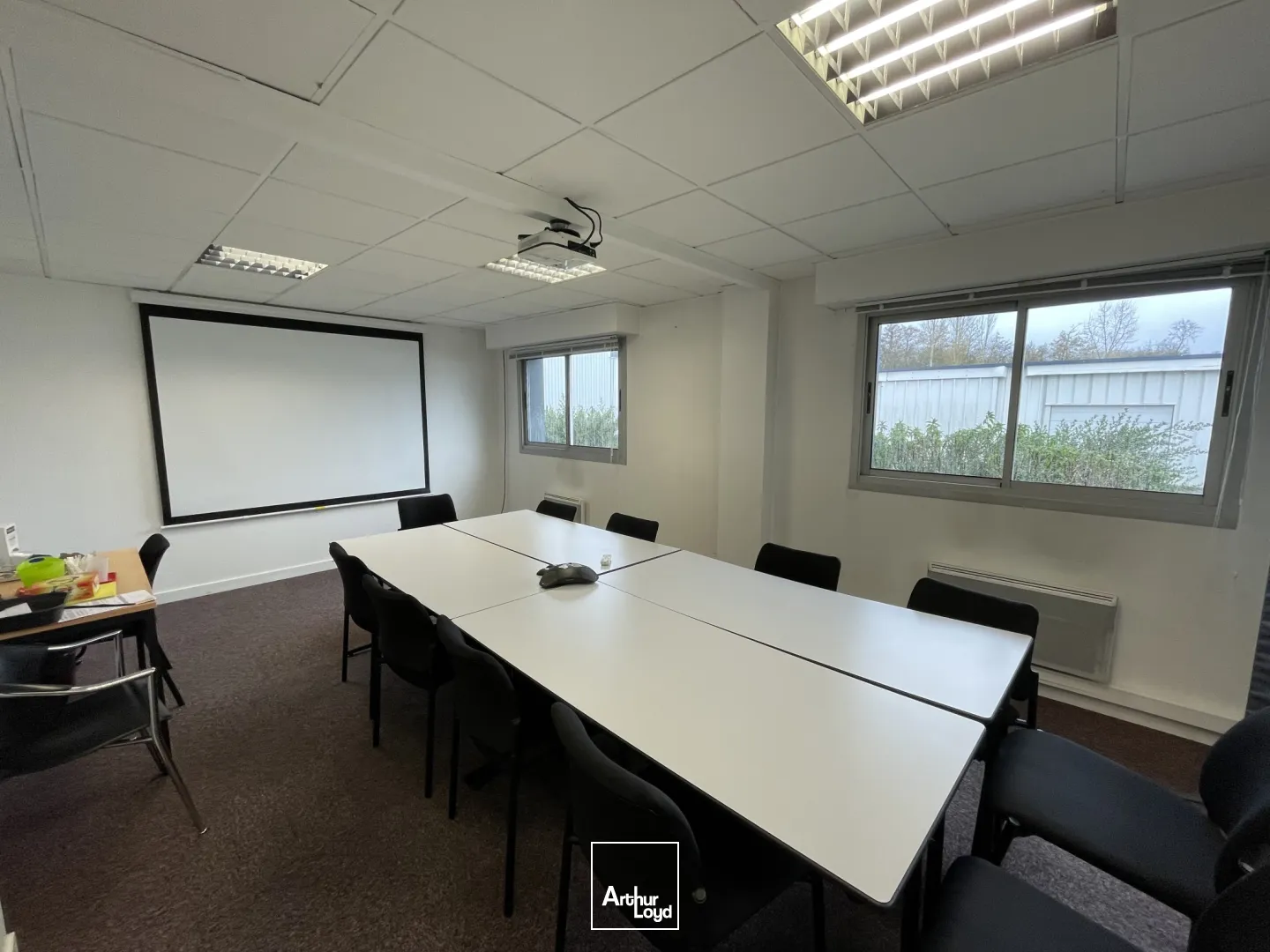 BUREAUX À LOUER-78 M²-LA CHAPELLE SUR ERDRE