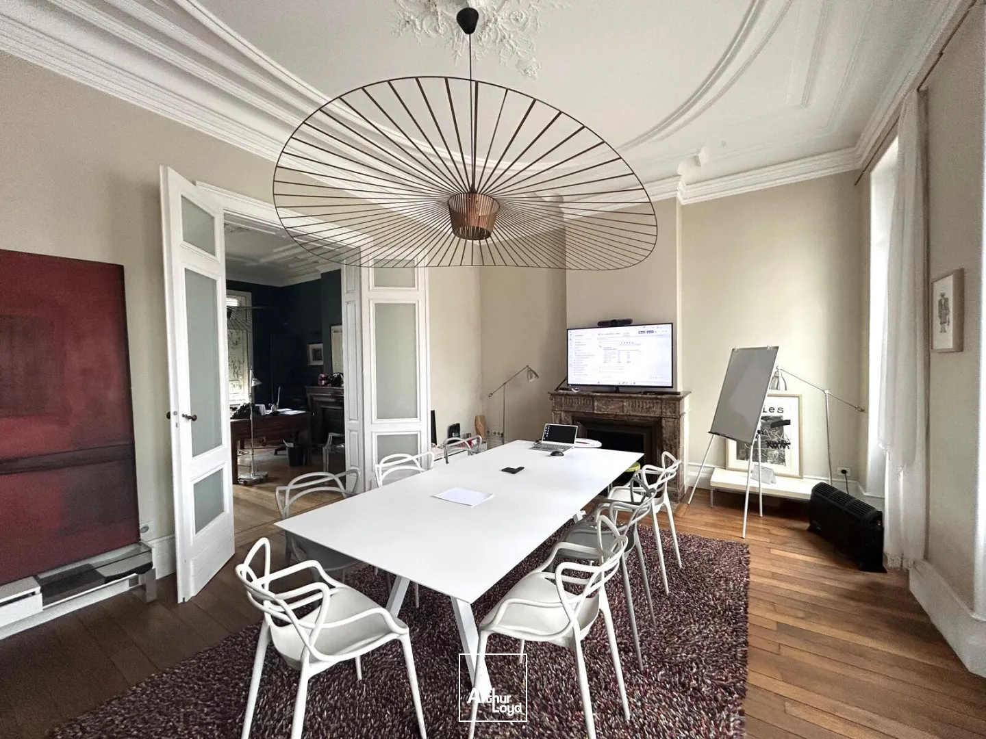 Bureaux à louer face au parc bordelais - ensemble fonctionnel de 434 m² avec sous-sol.