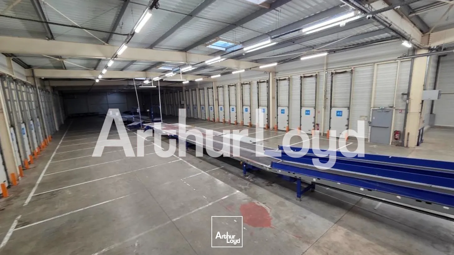 Bâtiment de Messagerie Logistique - PERIPHERIE DE CAEN